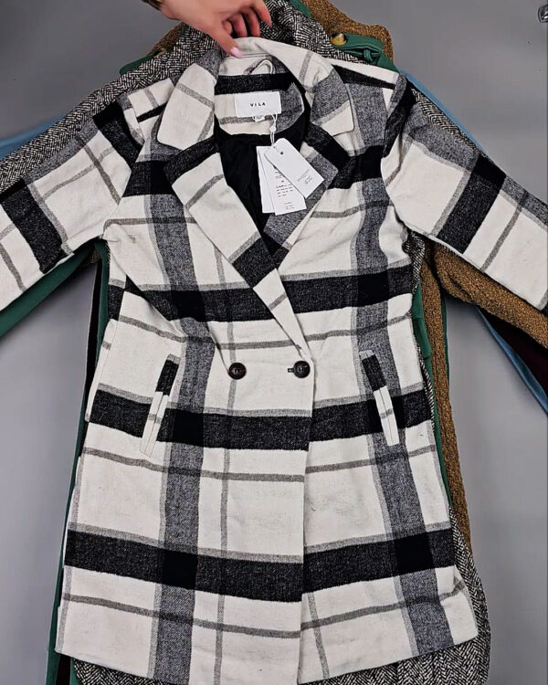 Фотография  732 - Пальто Bestseller 045#10 кг оптом в Майкопе и Адыгее