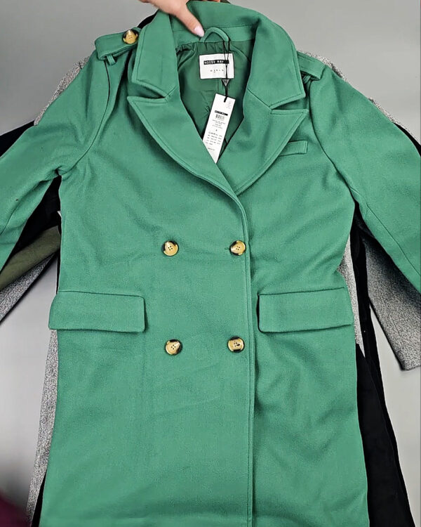 Фотография  839 - Пальто Bestseller 104#15,2 кг, ЛОТ СТ-9842 оптом в Майкопе и Адыгее