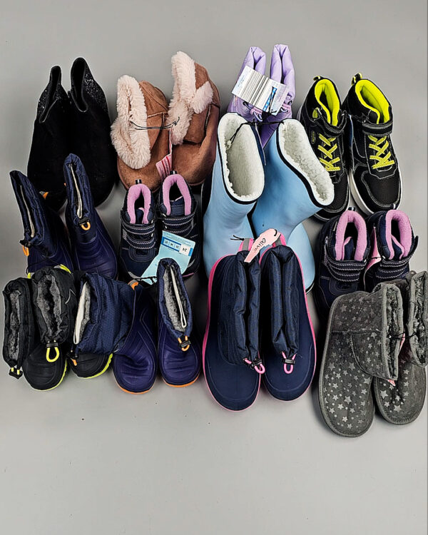 Фотография  986 - Обувь СТОК дети зима 065#6,4 кг, ЛОТ СТ-9662 оптом в Майкопе и Адыгее