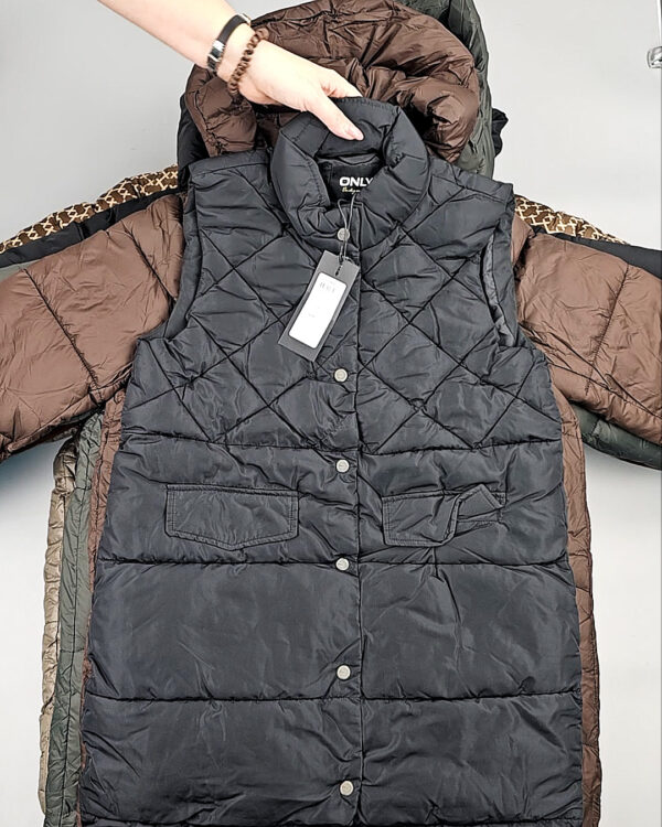 Фотография  607 - Верхняя одежда BESTSELLER Дания#10 кг, ЛОТ СТ-9709 оптом в Майкопе и Адыгее