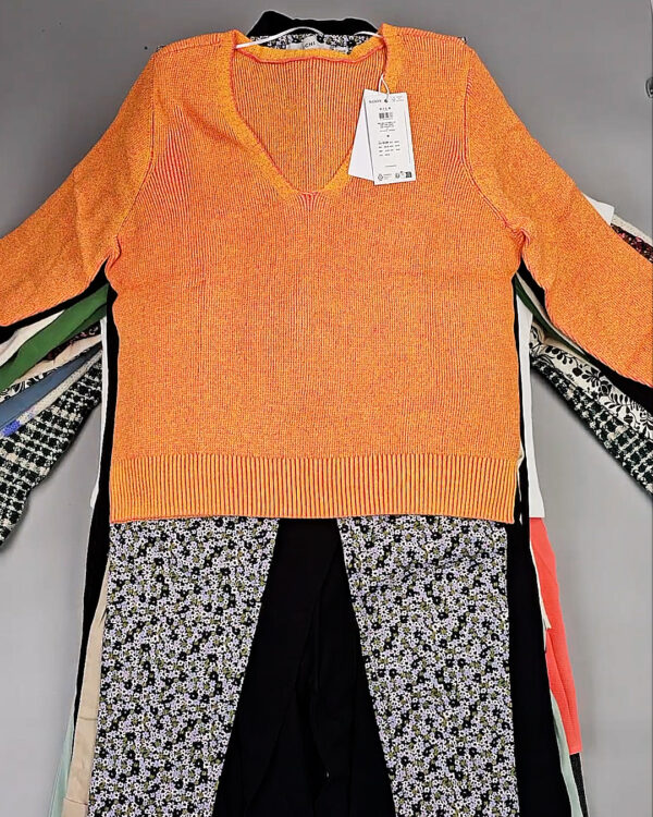 Фотография  600 - DK+Bestseller 085#16 кг, ЛОТ СТ-9953 оптом в Майкопе и Адыгее