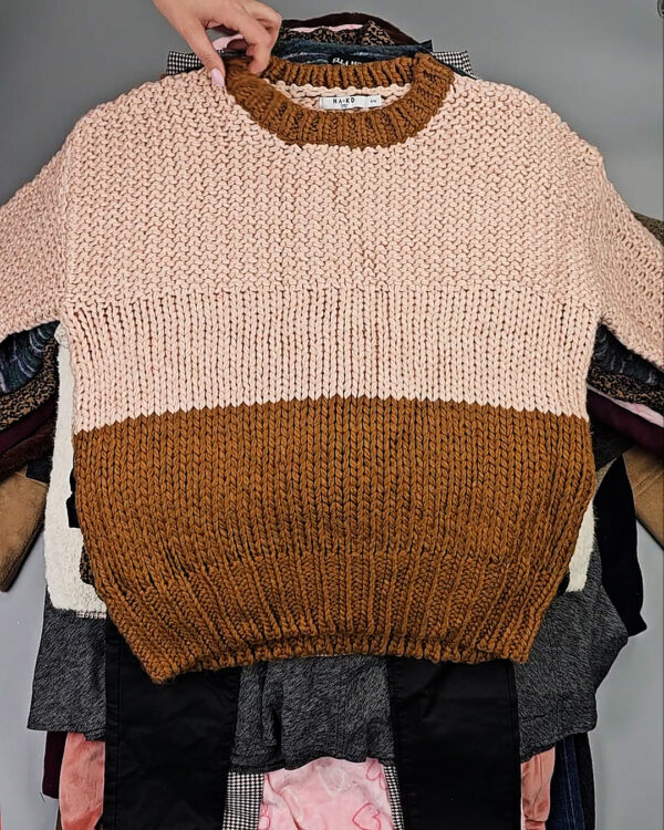 Фотография  767 - Женский микс зима (Winter mix)#20 кг, ЛОТ СХ-0208 оптом в Майкопе и Адыгее