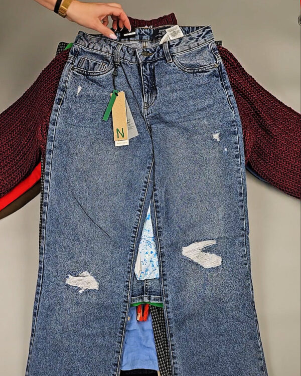 Фотография  306 - DK+Bestseller 085#16 кг, ЛОТ СТ-9950 оптом в Майкопе и Адыгее