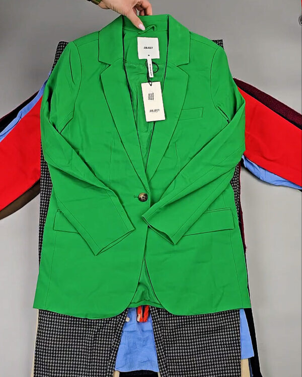 Фотография  709 - DK+Bestseller 085#16 кг, ЛОТ СТ-9950 оптом в Майкопе и Адыгее