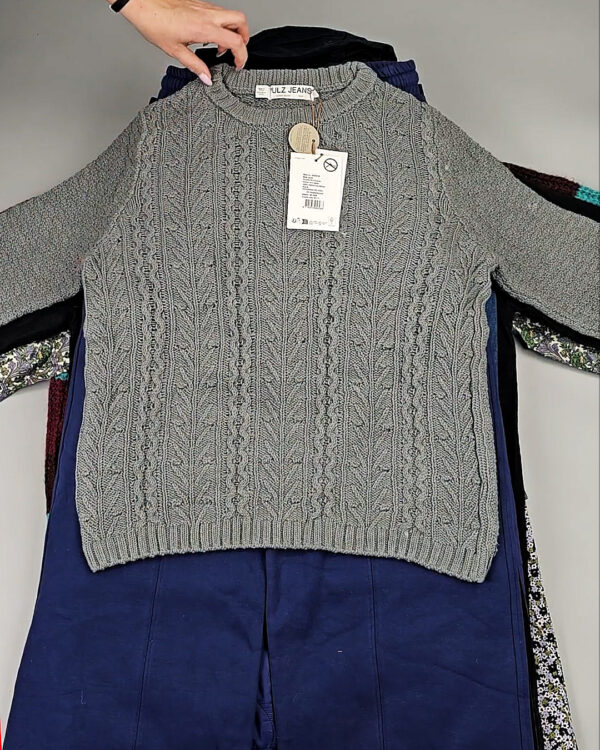 Фотография  943 - Женский зимний микс DK COMPANY, 20 кг, ЛОТ СТ-9945 оптом в Майкопе и Адыгее