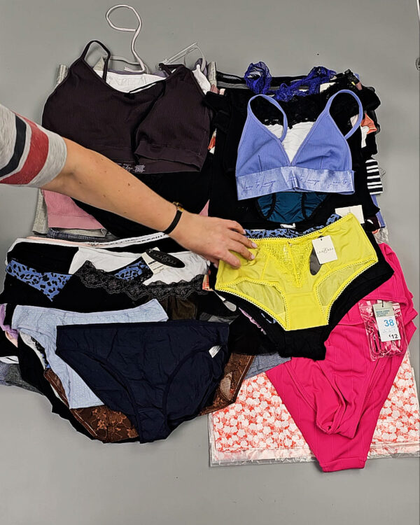 Фотография  578 - Нижнее белье (LINGERIE)#10 кг, ЛОТ СТ-9890 оптом в Майкопе и Адыгее