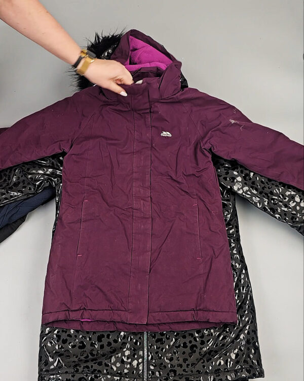 Фотография  220 - Куртки детские (Children Anoraks)#11 кг, ЛОТ СХ-0281 оптом в Майкопе и Адыгее